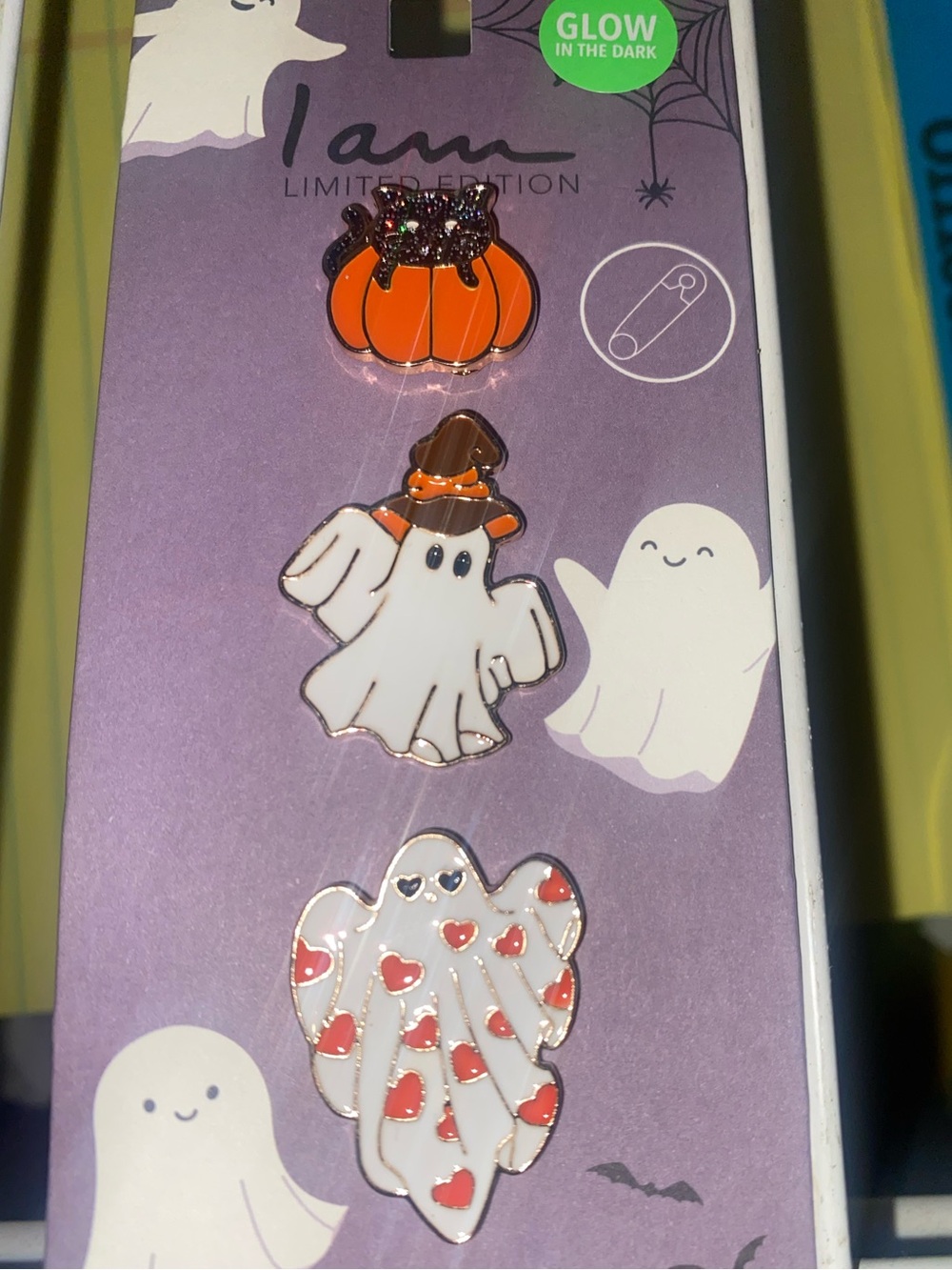 Set of 3 - Halloween Pin Set - 2 ghosts & pumpkin w cat - Glows in the dark. NWT
